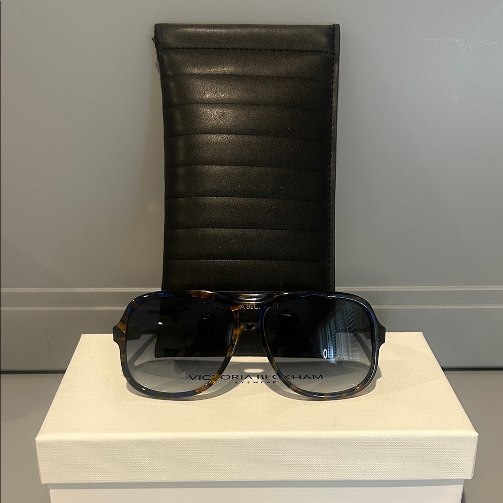 Victoria Beckham Blue and Brown Sunglasses